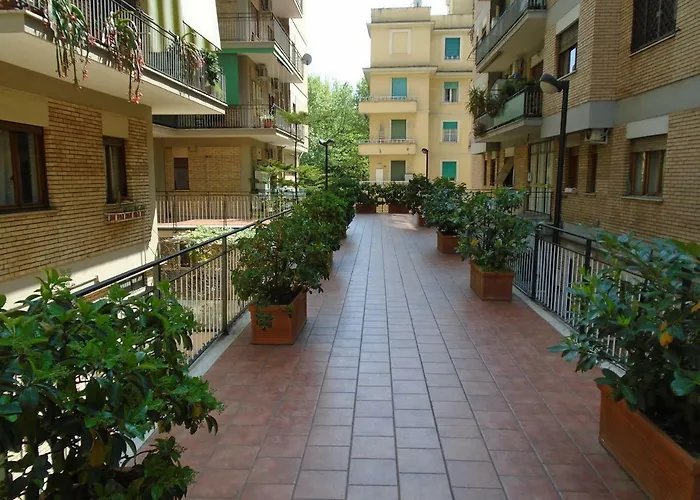 בית הארחה La Tana Di Sofia 4*